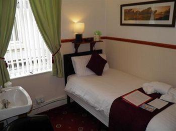 Lynbar Hotel Μπλάκπουλ Εξωτερικό φωτογραφία