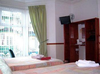 Lynbar Hotel Μπλάκπουλ Εξωτερικό φωτογραφία